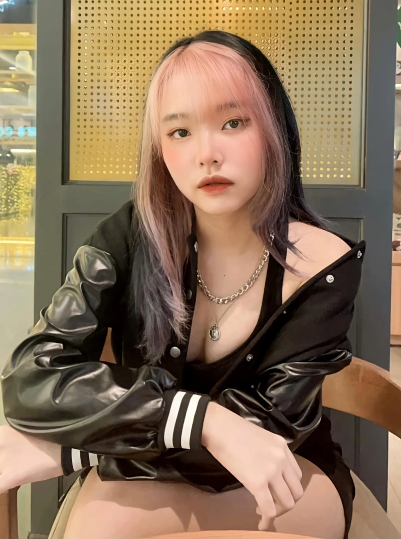 Anh gai xinh k5 sở hữu nét đẹp tự nhiên và tươi trẻ