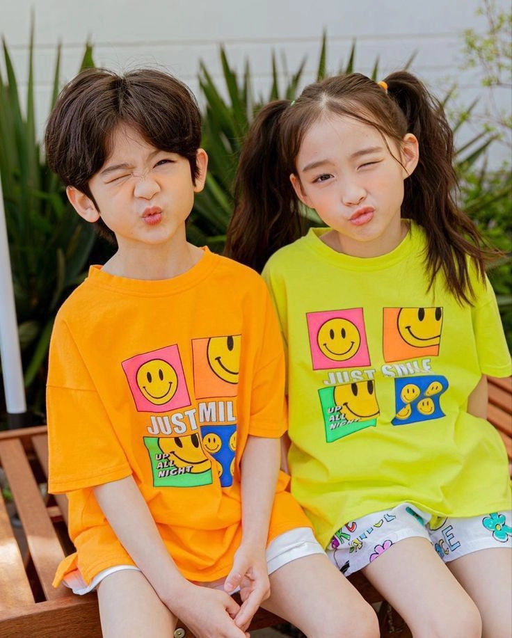 Avatar đôi em bé dễ thương nhẹ nhàng