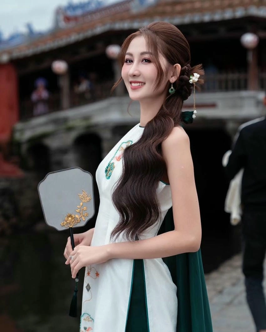 Bình chọn Hoa hậu Quế Anh dẫn đầu Miss Popular Vote