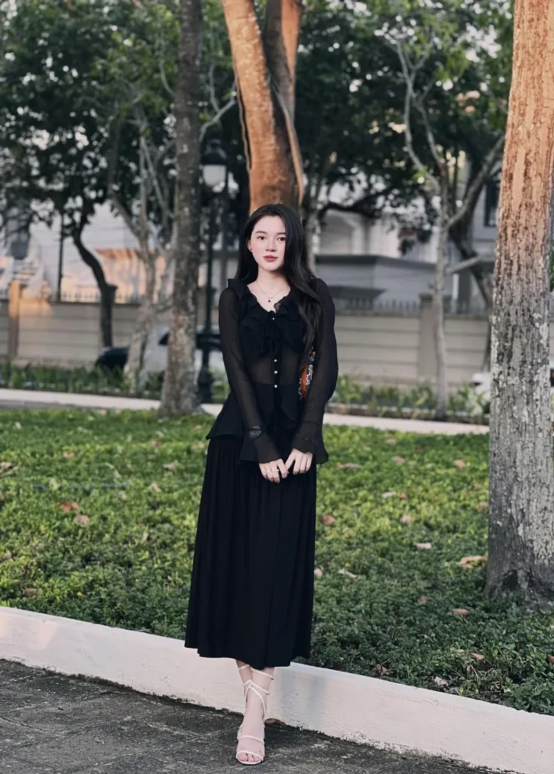 Hình ảnh gái xinh lớp 10 ghi lại khoảnh khắc đáng nhớ của tuổi học trò