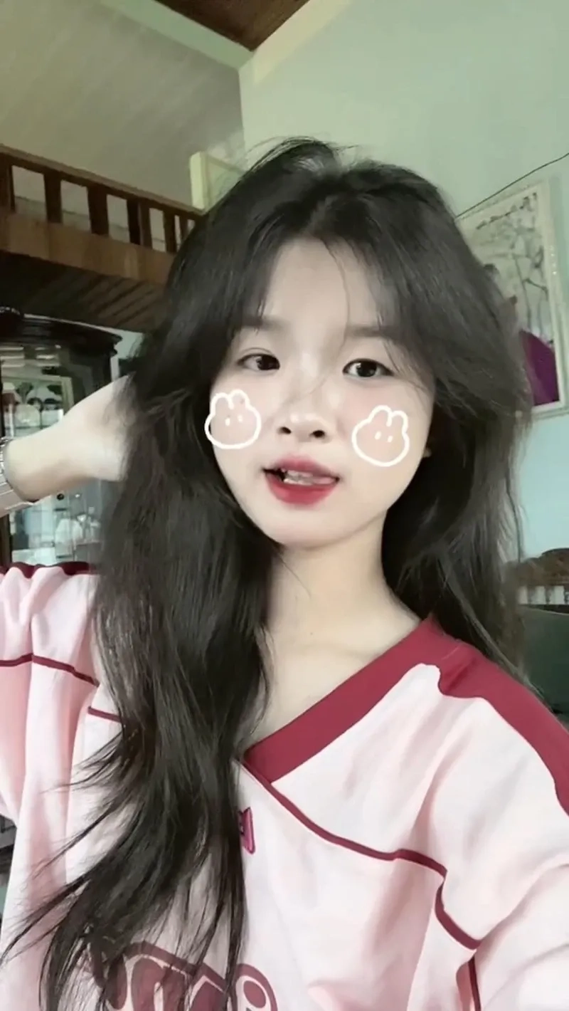 Hình nền gái 2k5 dễ thương phù hợp mọi phong cách