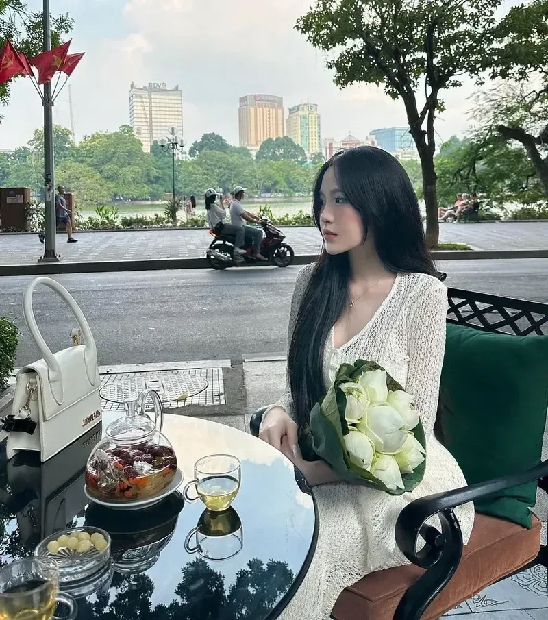 Hình nền gái xinh 4K đẹp nhất với chi tiết rõ nét và màu sắc tươi sáng