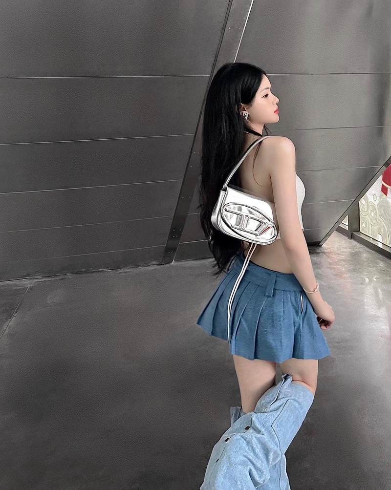 Hình nền girl xinh 4K cho điện thoại với thiết kế bắt mắt, sinh động