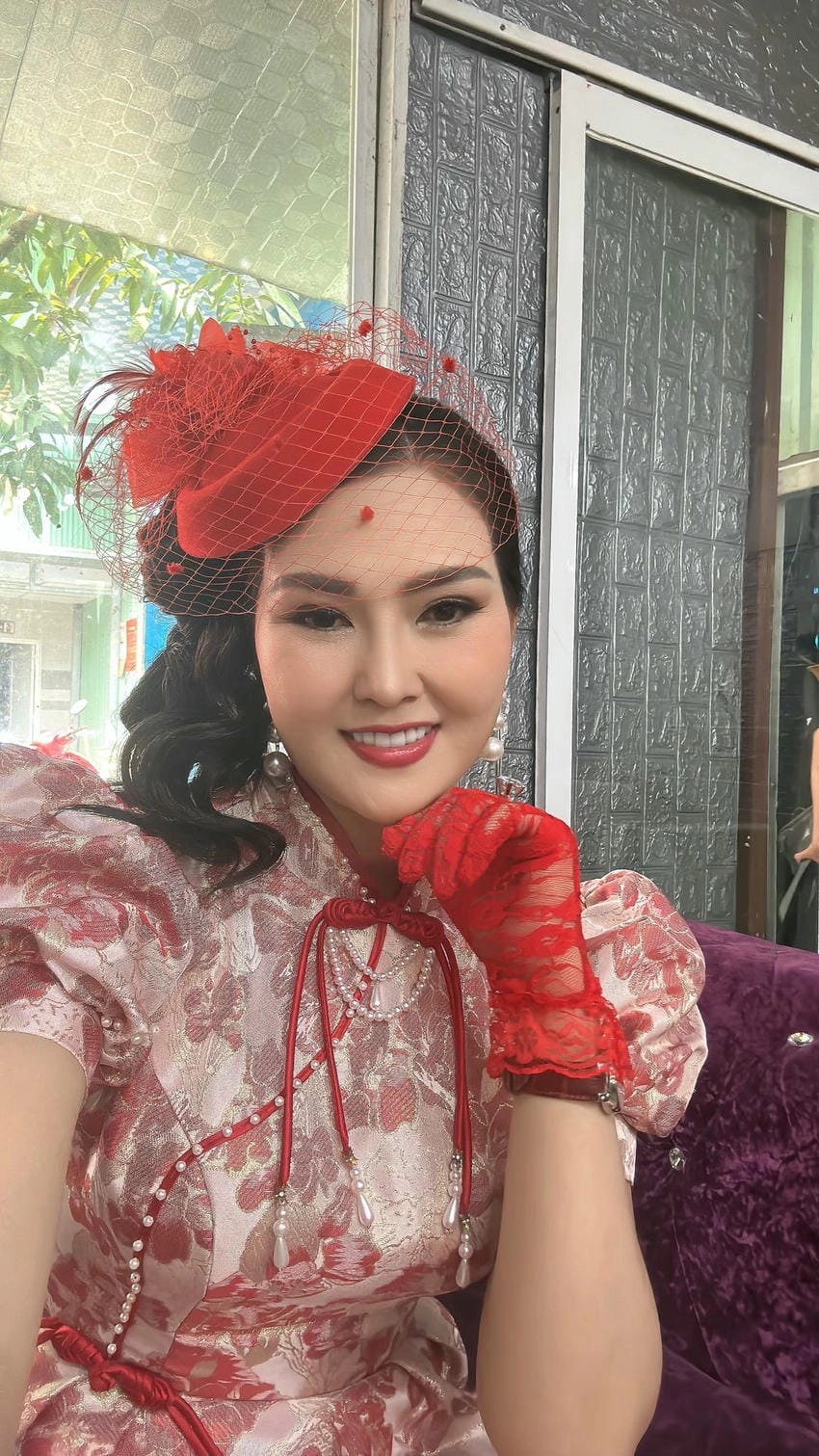 Hoa hậu Kim Thoa Cát bụi cuộc đời triệu view xúc động